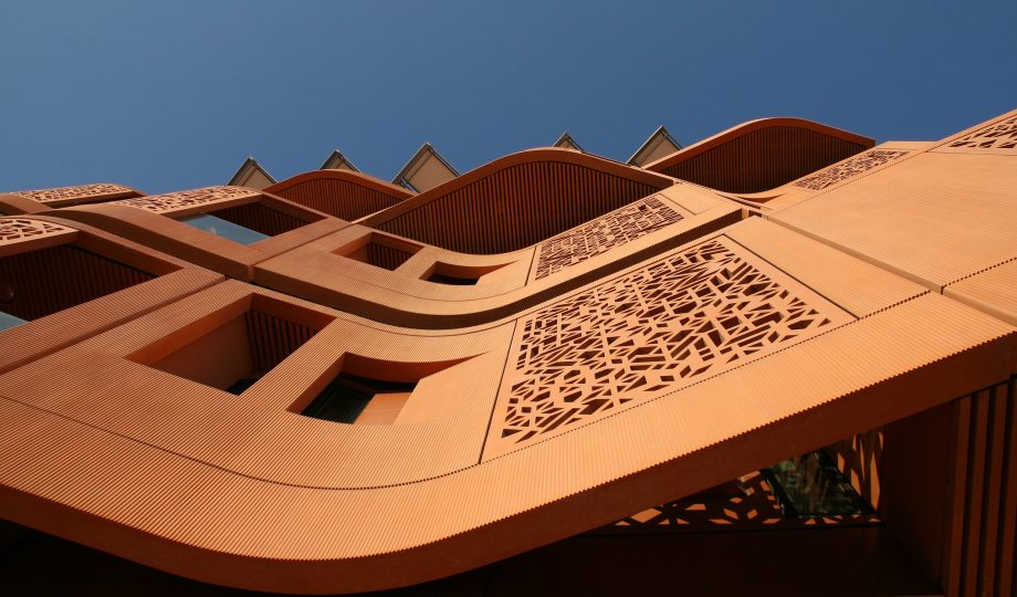 Heat reflective facade in Masdar City Heat reflective facade in Masdar City